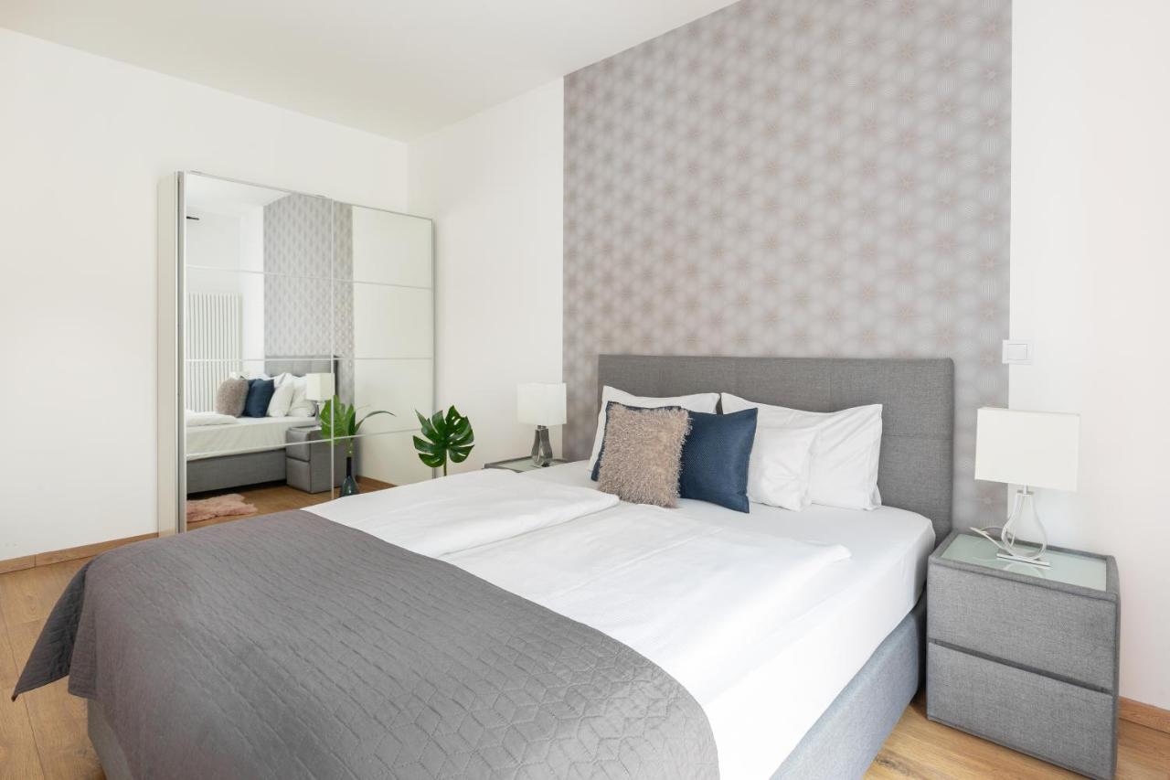Swu Broadway Villa Budapest Ngoại thất bức ảnh