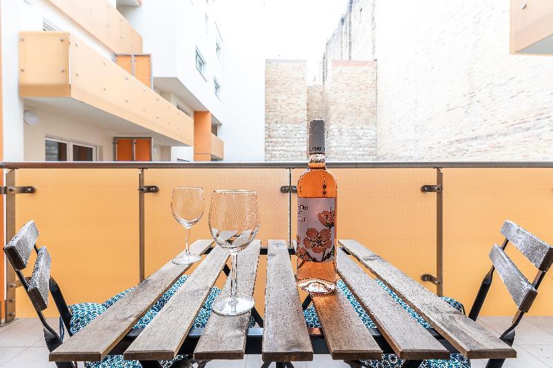 Swu Broadway Villa Budapest Ngoại thất bức ảnh