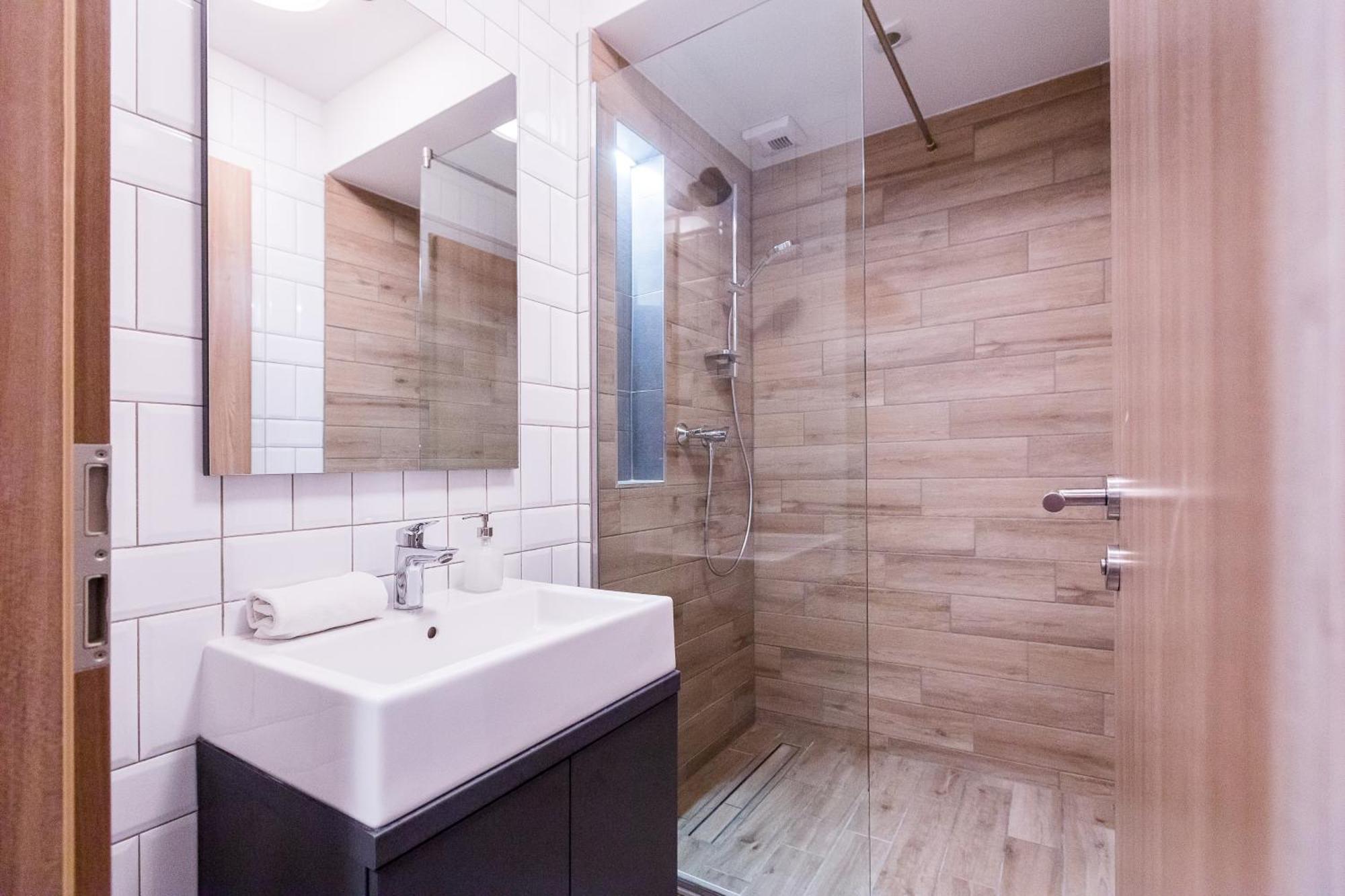 Swu Broadway Villa Budapest Phòng bức ảnh
